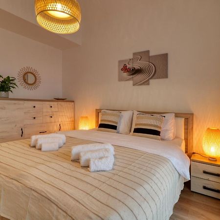 Relaxation Station - My Charming, Cosy&Inviting Apt - Smart Thermostat - Private Parking - Ior Park - Long Term Price Cuts 부쿠레슈티 외부 사진