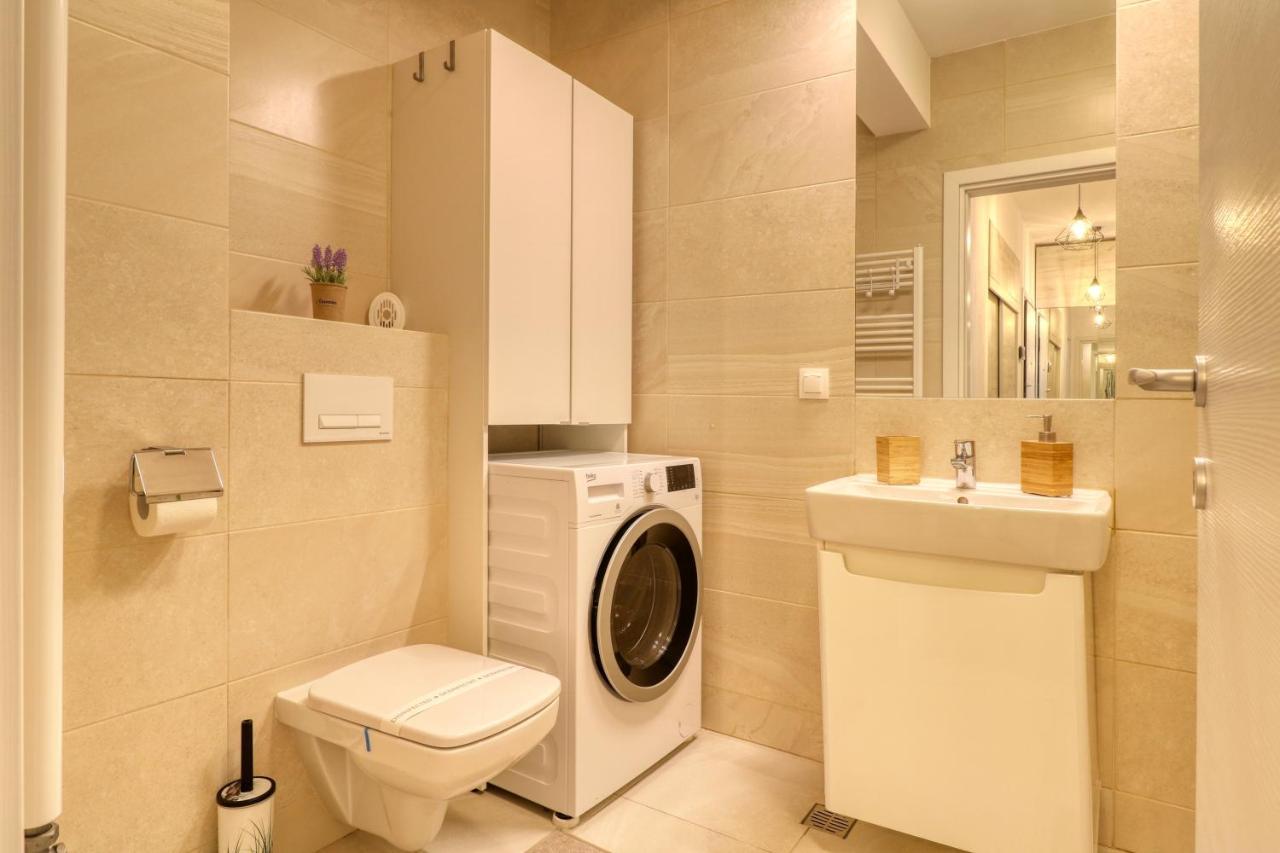 Relaxation Station - My Charming, Cosy&Inviting Apt - Smart Thermostat - Private Parking - Ior Park - Long Term Price Cuts 부쿠레슈티 외부 사진